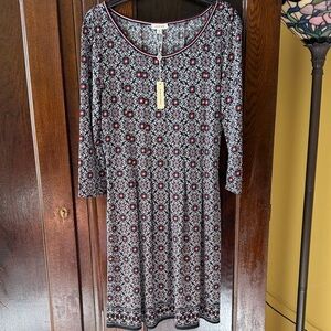 Max Studio Black and Red Patterned Midi Dress